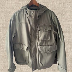 Men’s Banana Republic Thick Nylon Modern Safari Jacket, Rain Jacket LG